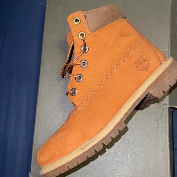 Timberland Boots - Picture 1 of 8
